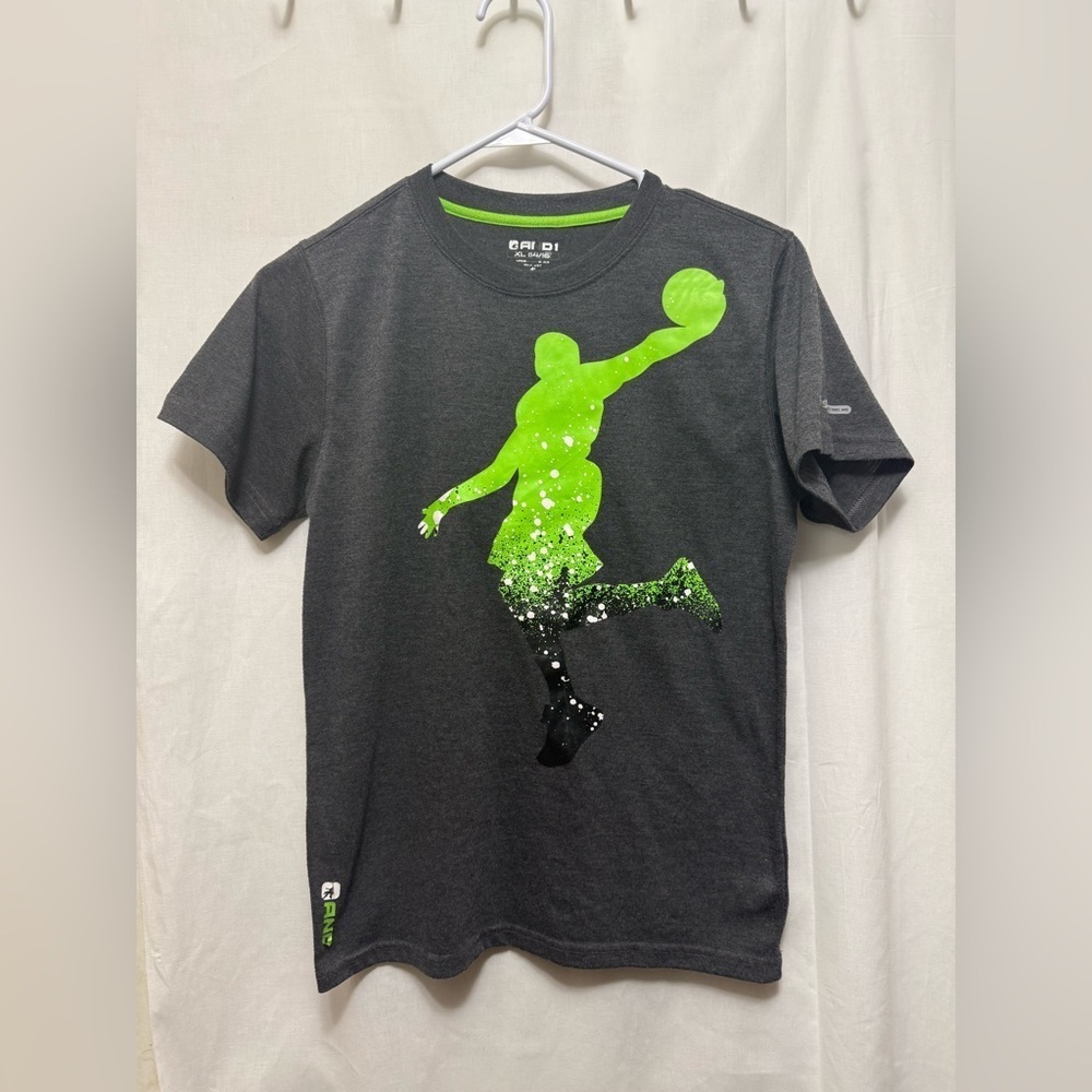 And1 Gray and Green T-Shirt Basketball    0137